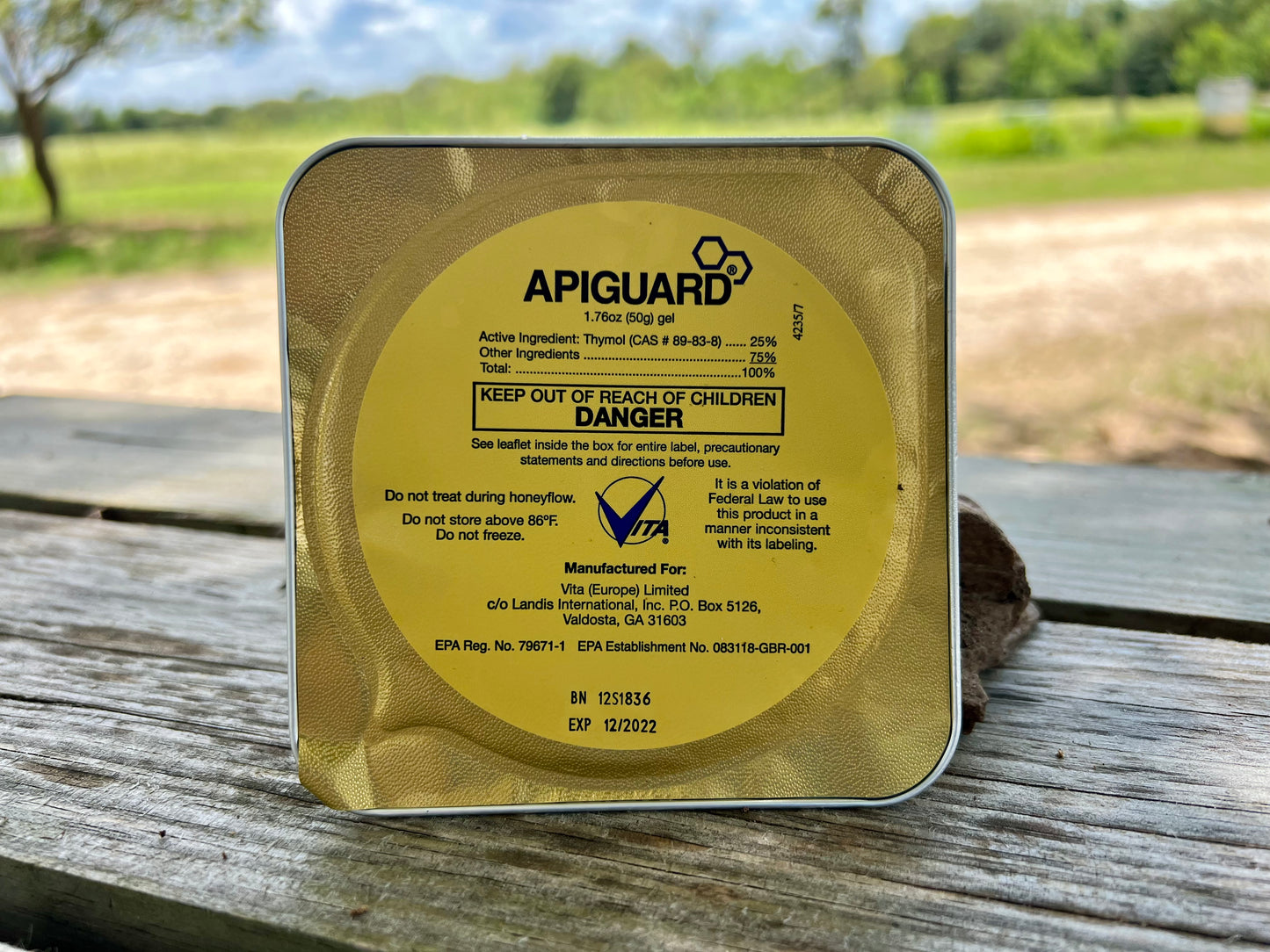 apiguard 50g tray front view